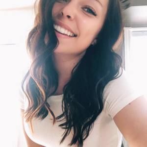 Meet your Posher, Camille